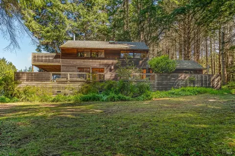 35244 Fly Cloud Rd, The Sea Ranch, CA 95497