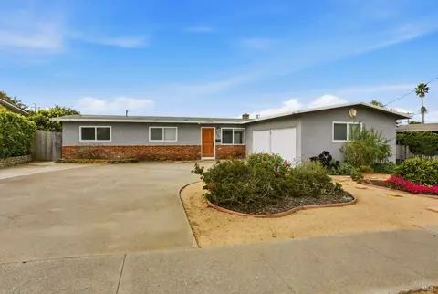 228 Michael Dr, Marina, CA 93933