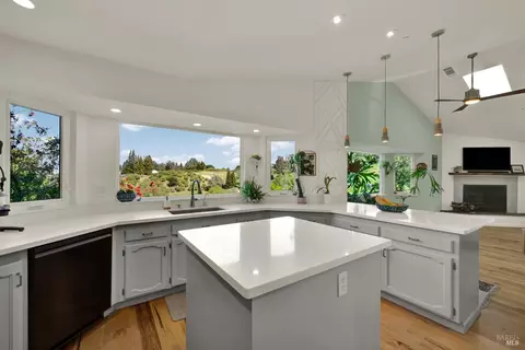 Kitchen - 3922 Putah Ridge Trl, Winters, CA 95694 photo 3 of 8