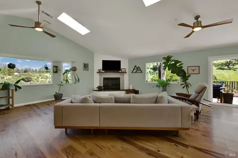 Living - 3922 Putah Ridge Trl, Winters, CA 95694 photo 3 of 5