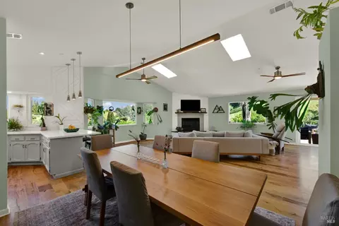 Dining - 3922 Putah Ridge Trl, Winters, CA 95694 photo 2 of 4