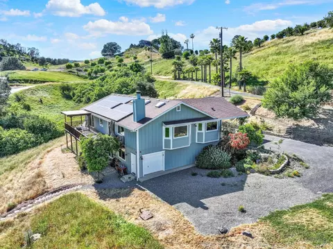 3922 Putah Ridge Trl, Winters, CA 95694