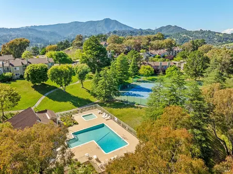 View/Area - 17 Thoreau Cir, Mill Valley, CA 94941 photo 4 of 4