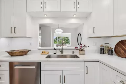 Kitchen - 17 Thoreau Cir, Mill Valley, CA 94941 photo 1 of 4