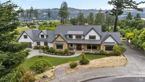 2017 Turnberry Ct, Santa Rosa, CA 95403