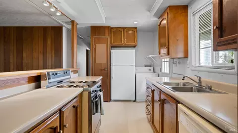 506 Vera Cruz Ave, Novato, CA 94949