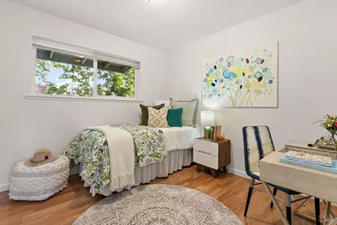Bedroom - 650-656 E K St, Benicia, CA 94510 photo 5 of 8