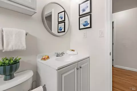 Bath - 650-656 E K St, Benicia, CA 94510 photo 4 of 4