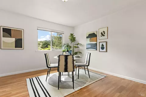 Dining - 650-656 E K St, Benicia, CA 94510 photo 3 of 3