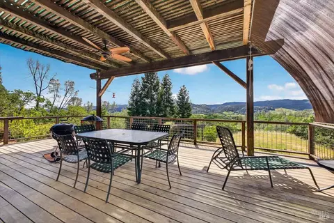 Exterior - 23881 Walling Rd, Geyserville, CA 95441 photo 4 of 13