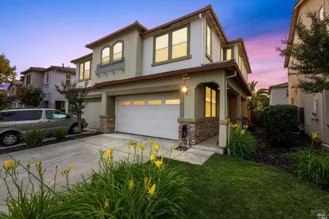 1079 Portofino Ave, Vacaville, CA 95687