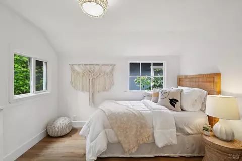 Bedroom - 77 Willow Ave, Fairfax, CA 94930 photo 3 of 5