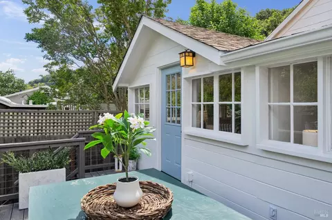 Exterior - 77 Willow Ave, Fairfax, CA 94930 photo 7 of 12
