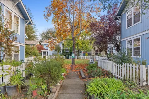 Exterior - 2837 Bowen St, Graton, CA 95444 photo 6 of 7