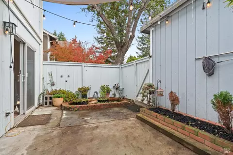 Exterior - 2837 Bowen St, Graton, CA 95444 photo 3 of 7