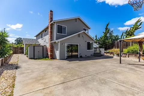 Exterior - 391 Valley Oak Ln, Vallejo, CA 94591 photo 13 of 13
