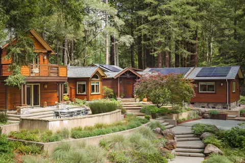 Exterior - 15570 Bittner Rd, Occidental, CA 95465 photo 2 of 18