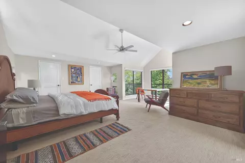 Bedroom - 1017 Westside Rd, Healdsburg, CA 95448 photo 2 of 7