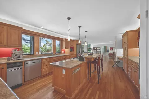 Kitchen - 1017 Westside Rd, Healdsburg, CA 95448 photo 4 of 5