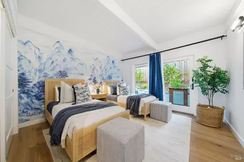 Bedroom - 439 Molino Ave, Mill Valley, CA 94941 photo 8 of 15