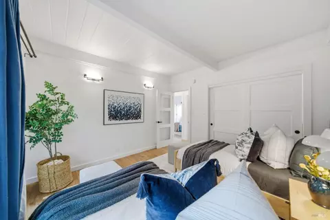 Bedroom - 439 Molino Ave, Mill Valley, CA 94941 photo 9 of 15