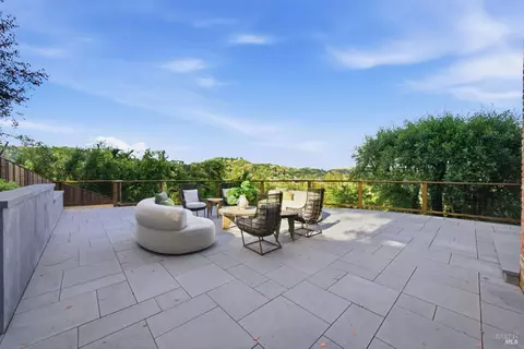 Exterior - 439 Molino Ave, Mill Valley, CA 94941 photo 19 of 35