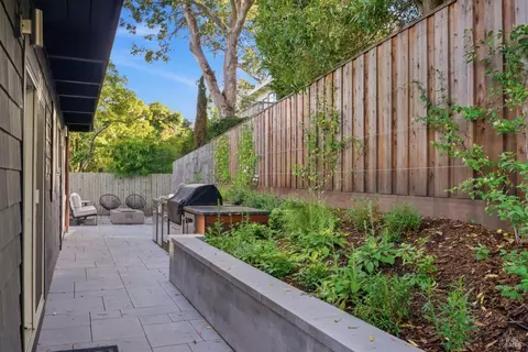 Exterior - 439 Molino Ave, Mill Valley, CA 94941 photo 11 of 35