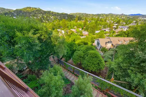 Exterior - 439 Molino Ave, Mill Valley, CA 94941 photo 15 of 35