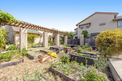 Exterior - 455 Sequoia Ln, Sebastopol, CA 95472 photo 12 of 14