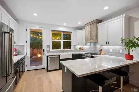 302 Hatchery Ln, Sonoma, CA 95476 photo 4