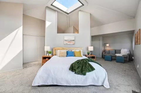 Bedroom - 141 Cypress Loop, Bodega Bay, CA 94923 photo 7 of 8