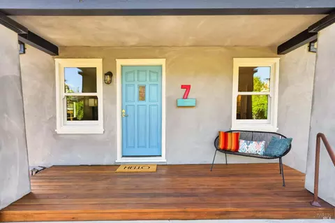 Exterior - 7 Bulson Ct, Napa, CA 94559 photo 3 of 6