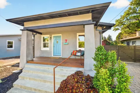 Exterior - 7 Bulson Ct, Napa, CA 94559 photo 2 of 6