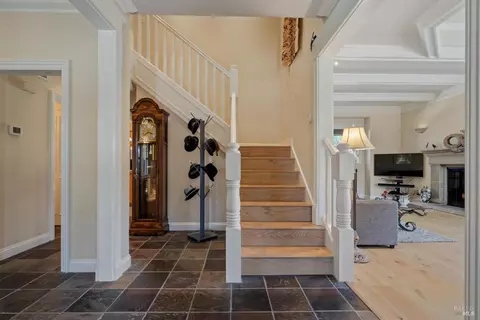 Entry Way - 218 Grove St, Windsor, CA 95492 photo 2 of 2