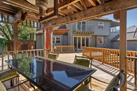 Exterior - 218 Grove St, Windsor, CA 95492 photo 12 of 17