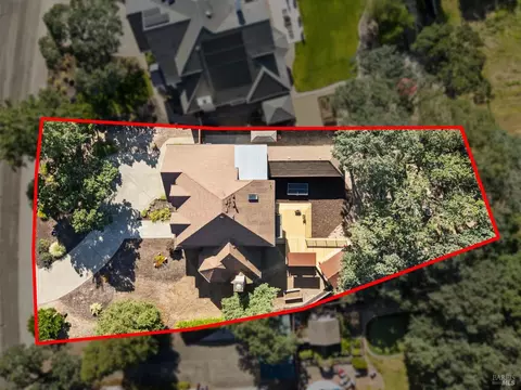 View/Area - 218 Grove St, Windsor, CA 95492 photo 1 of 1