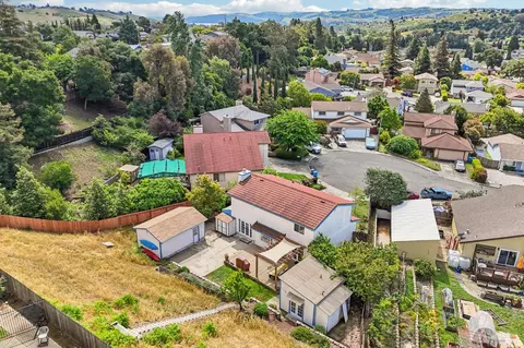 View/Area - 172 Easson Ct, Vallejo, CA 94591 photo 9 of 13