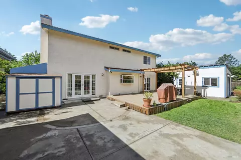 Exterior - 172 Easson Ct, Vallejo, CA 94591 photo 5 of 15