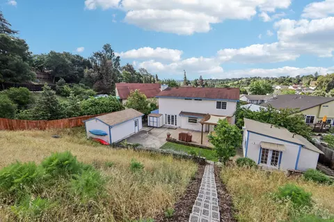 Exterior - 172 Easson Ct, Vallejo, CA 94591 photo 2 of 15
