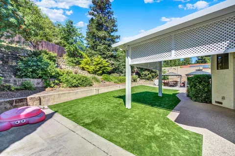 Exterior - 573 Rambleton Dr, Vacaville, CA 95688 photo 9 of 19