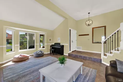 Entry Way - 573 Rambleton Dr, Vacaville, CA 95688 photo 2 of 2