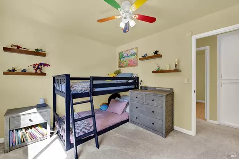 Bedroom - 573 Rambleton Dr, Vacaville, CA 95688 photo 2 of 10