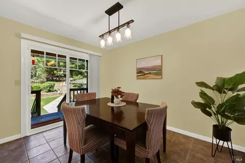 Dining - 573 Rambleton Dr, Vacaville, CA 95688 photo 1 of 6