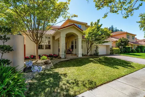 1 Emperor Way, Napa, CA 94558