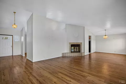 Living - 682 Hillside Dr, Fairfield, CA 94533 photo 1 of 12