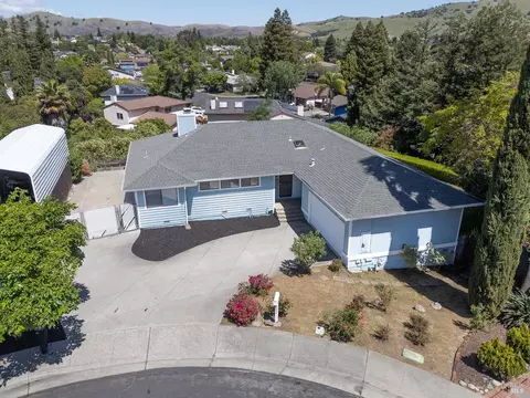 View/Area - 682 Hillside Dr, Fairfield, CA 94533 photo 1 of 5
