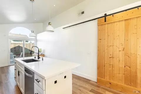 Kitchen - 690 Claudius Way, Windsor, CA 95492 photo 3 of 6