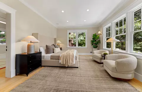 Bedroom - 22 Chestnut Ave, Ross, CA 94957 photo 2 of 11