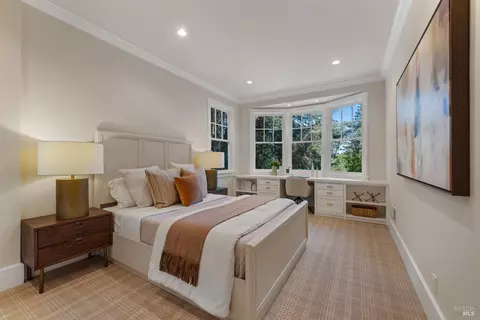Bedroom - 22 Chestnut Ave, Ross, CA 94957 photo 11 of 11