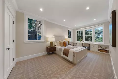 Bedroom - 22 Chestnut Ave, Ross, CA 94957 photo 10 of 11